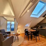 Premium Dans Belle Demeure - Hyper Centre-ville De Apartment *