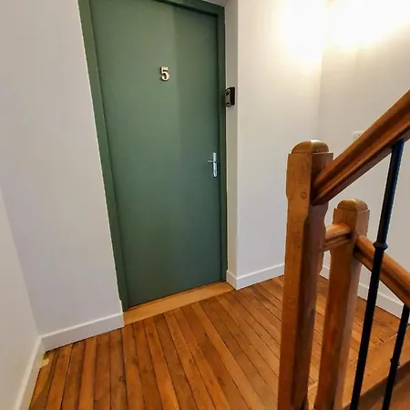 Premium Dans Belle Demeure - Hyper Centre-ville De *