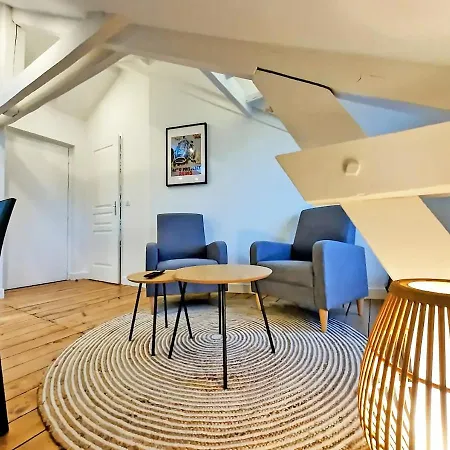 Premium Dans Belle Demeure - Hyper Centre-ville De Apartman