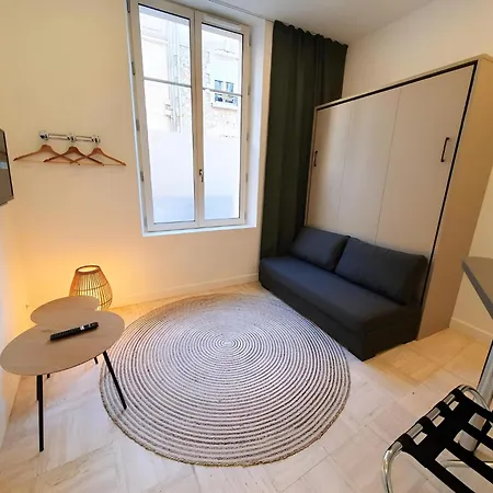 Premium Dans Belle Demeure - Hyper Centre-ville De Apartment *