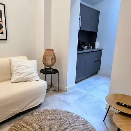 דירה Premium Dans Belle Demeure - Hyper Centre-ville De *