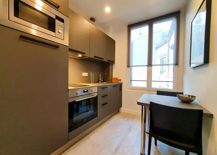 Premium Dans Belle Demeure - Hyper Centre-ville De