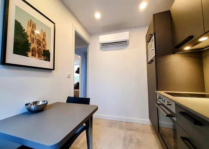 Apartment Premium Dans Belle Demeure - Hyper Centre-ville De *