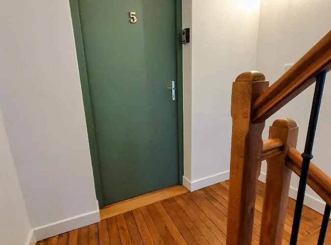 Premium Dans Belle Demeure - Hyper Centre-ville De *