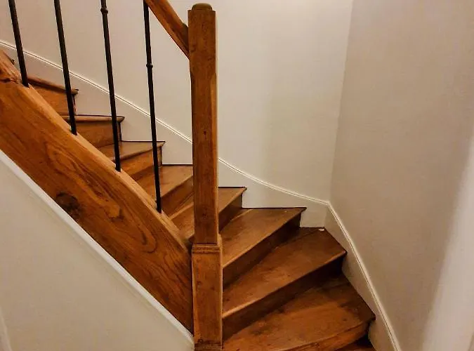 Premium Dans Belle Demeure - Hyper Centre-ville De Reims