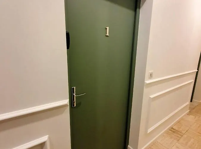 Premium Dans Belle Demeure - Hyper Centre-ville De Reims