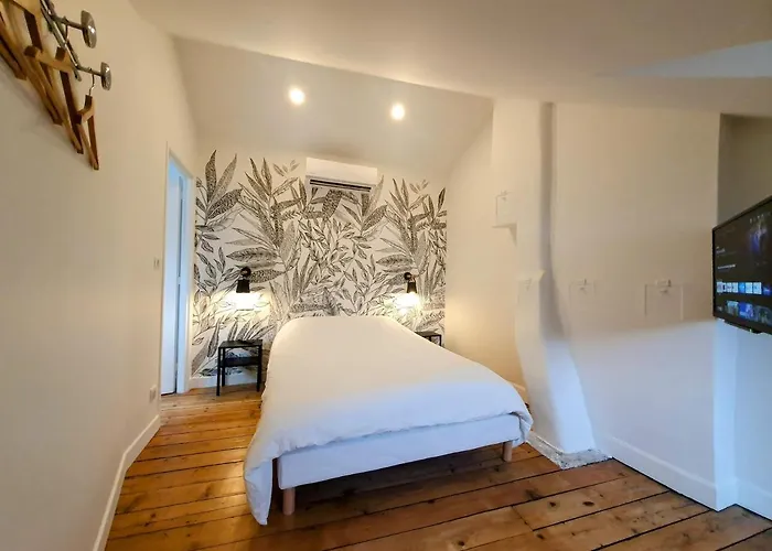 Premium Dans Belle Demeure - Hyper Centre-ville De *