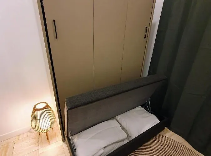 Premium Dans Belle Demeure - Hyper Centre-ville De Reims