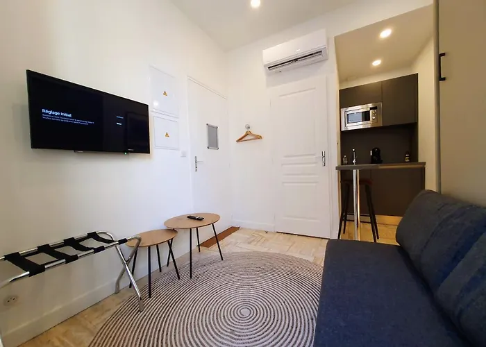 Premium Dans Belle Demeure - Hyper Centre-ville De Reims