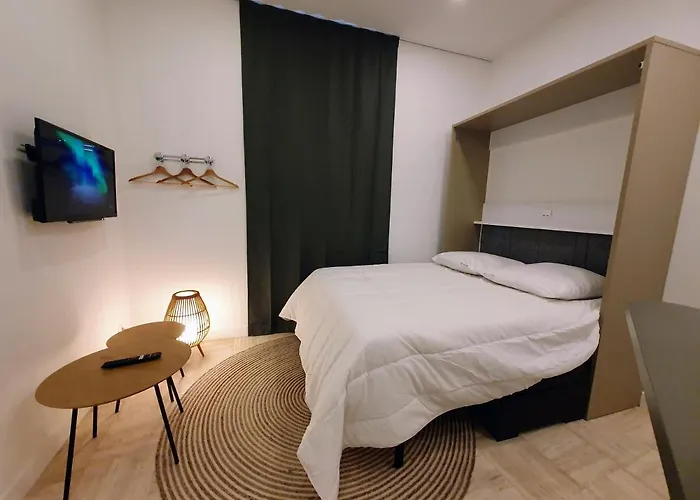 Premium Dans Belle Demeure - Hyper Centre-ville De *